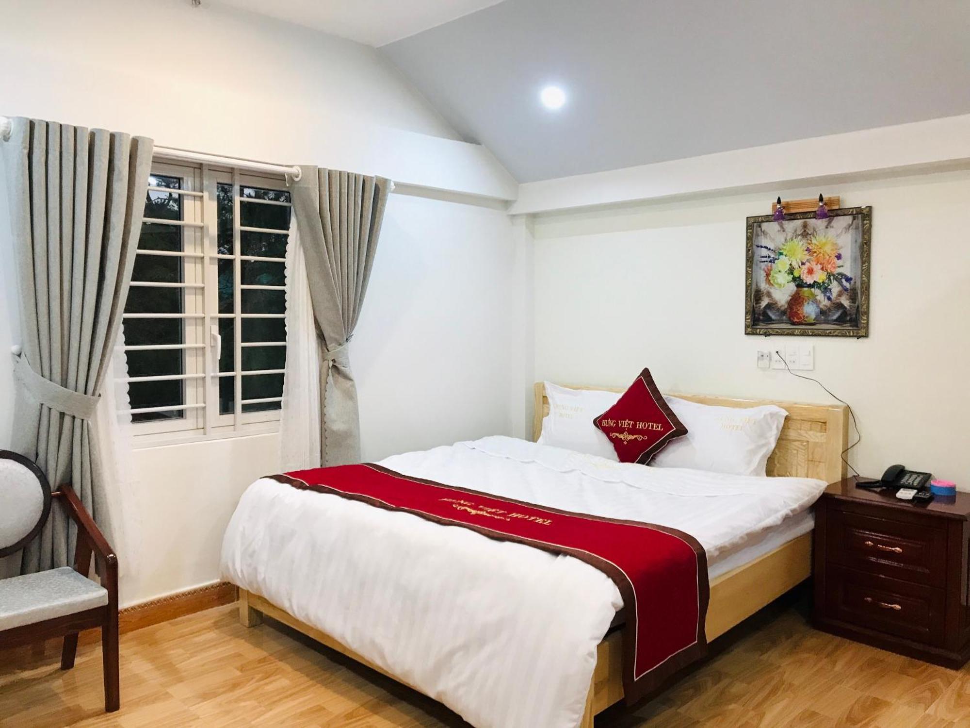 Khach San Hung Viet Hotel Kon Tum Luaran gambar
