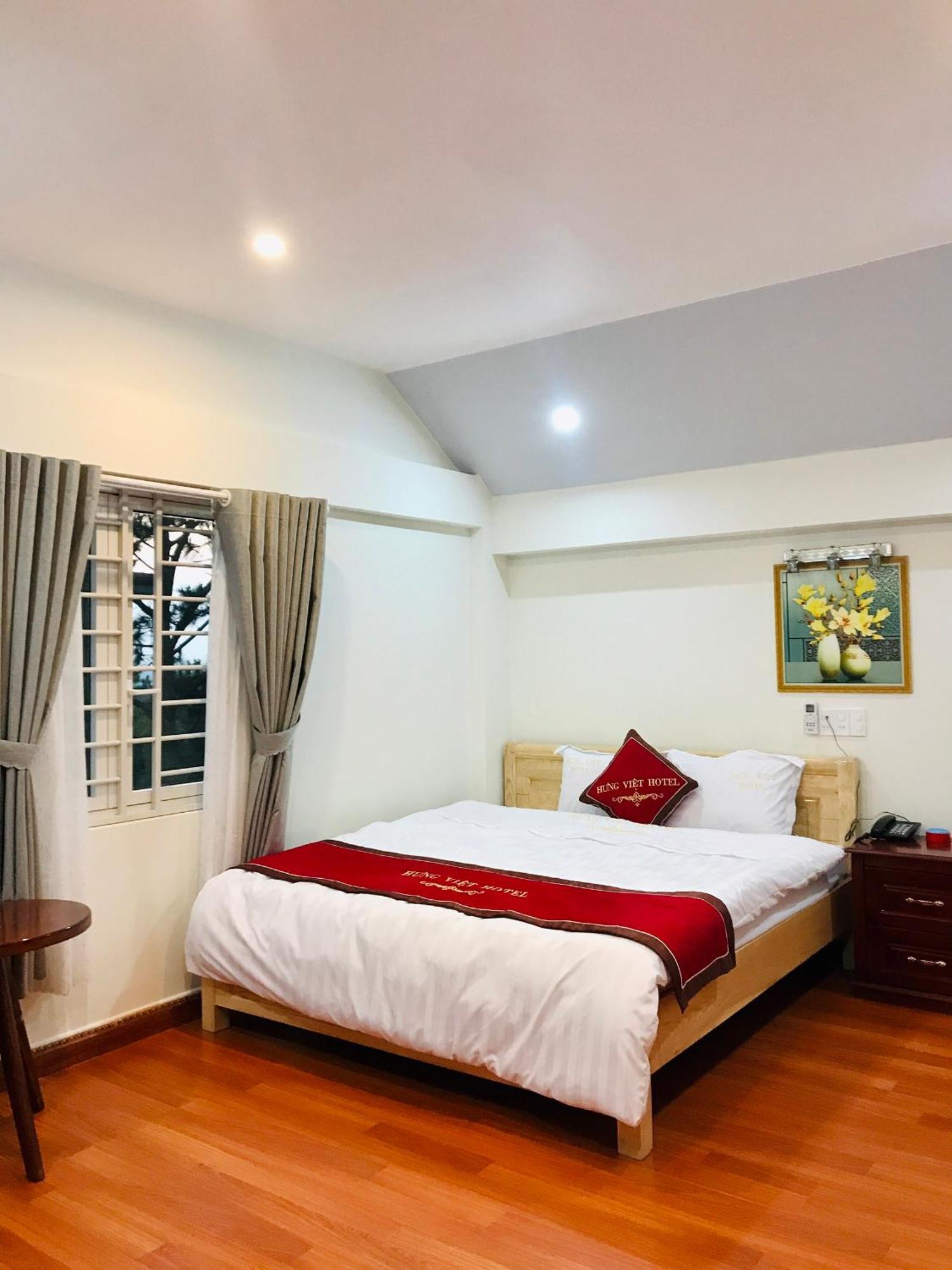 Khach San Hung Viet Hotel Kon Tum Luaran gambar